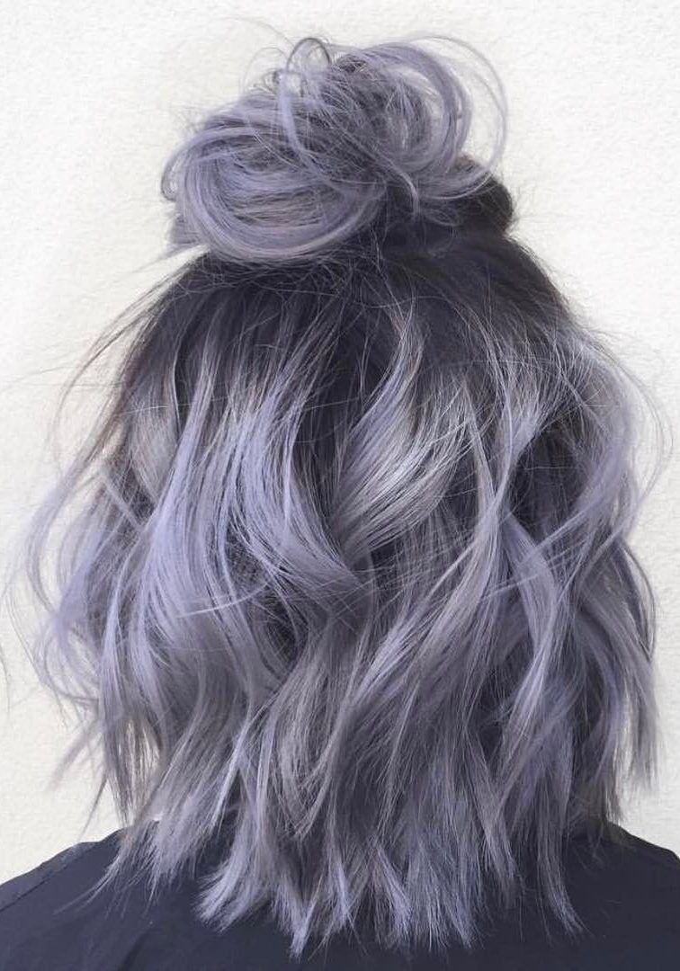 Пепельный цвет волос с фиолетовым оттенком