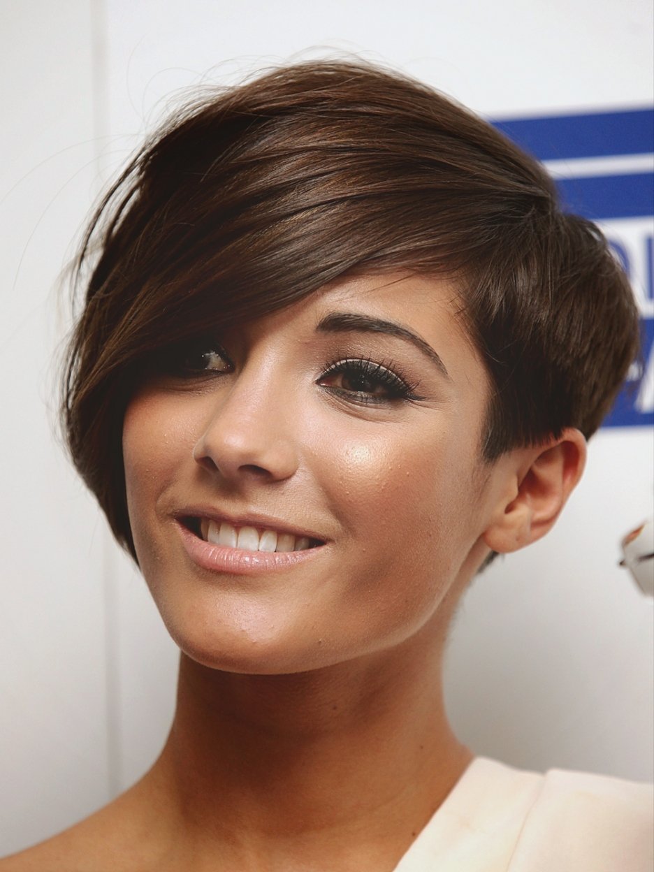 Frankie Sandford Haircut
