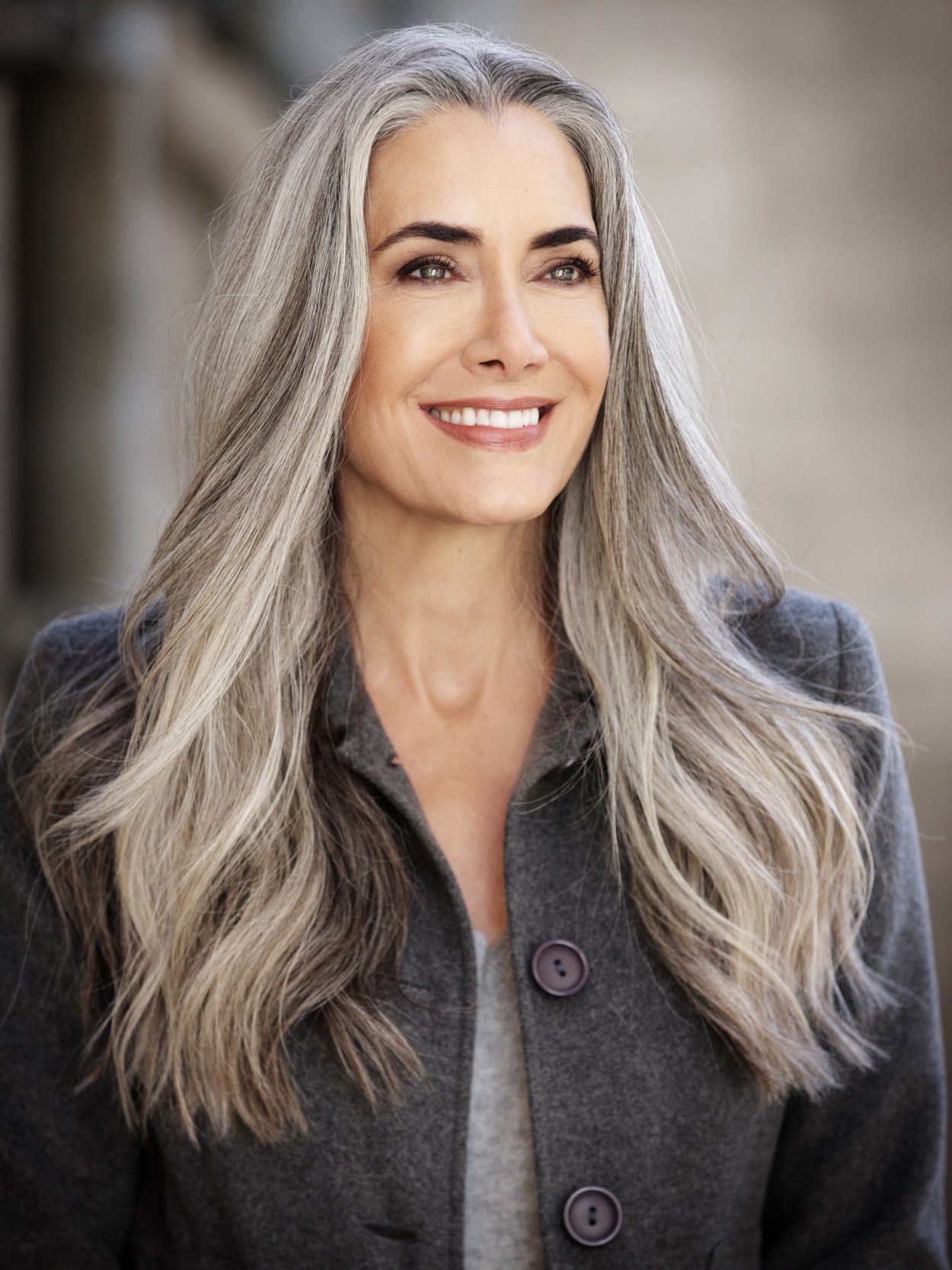 Gray hair (серебристые оттенки волос)