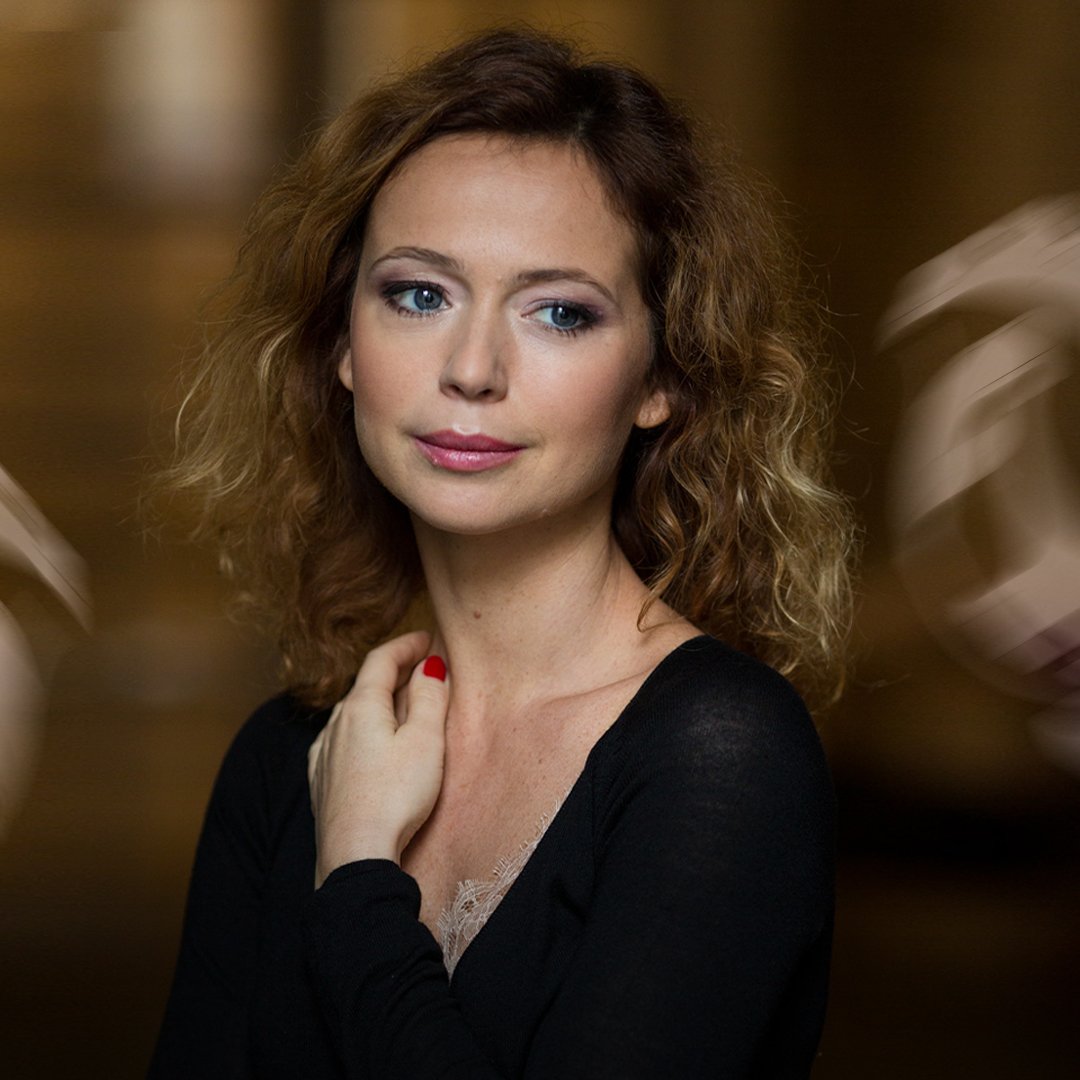 Елена Захарова