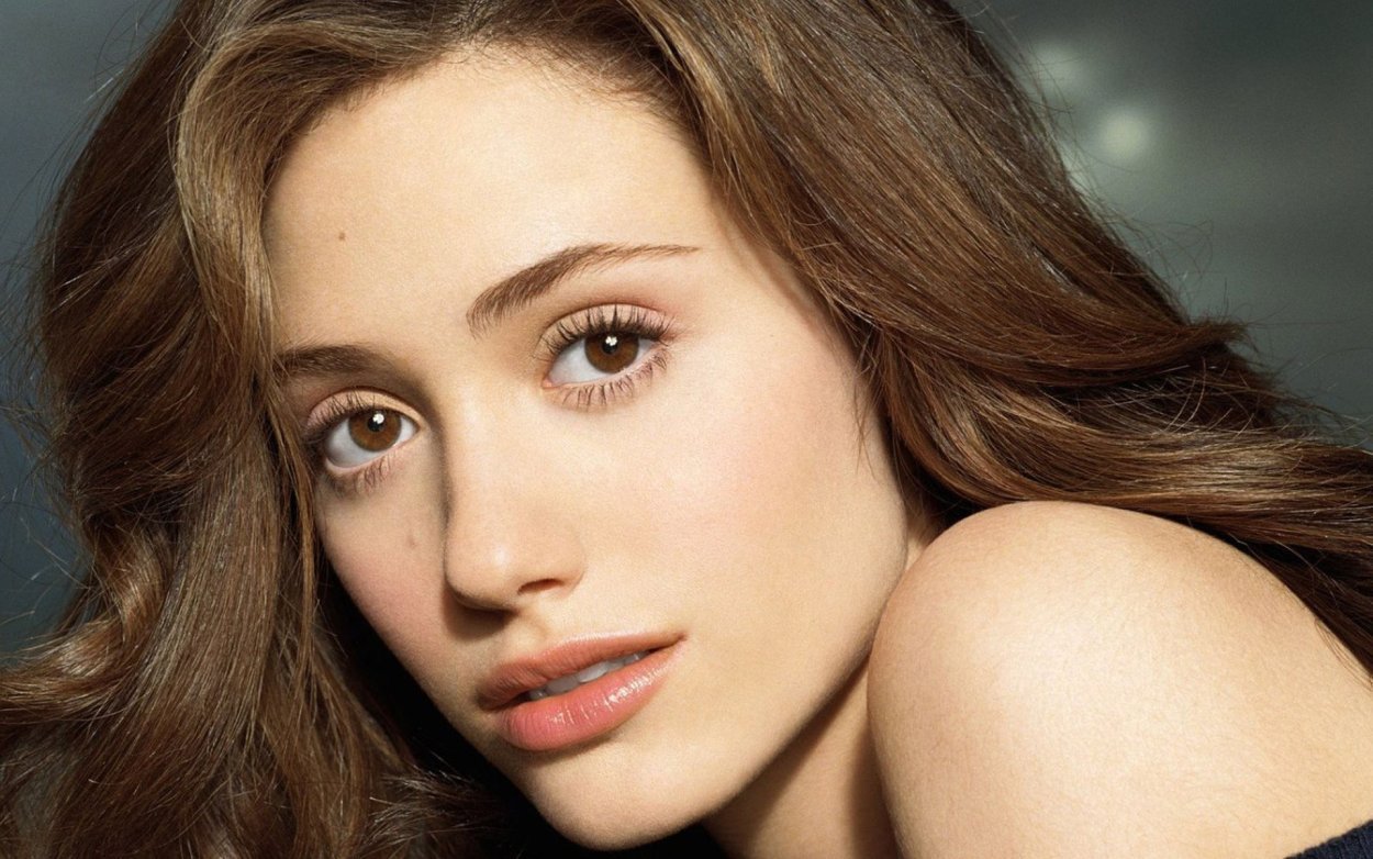 Emmy Rossum молодая