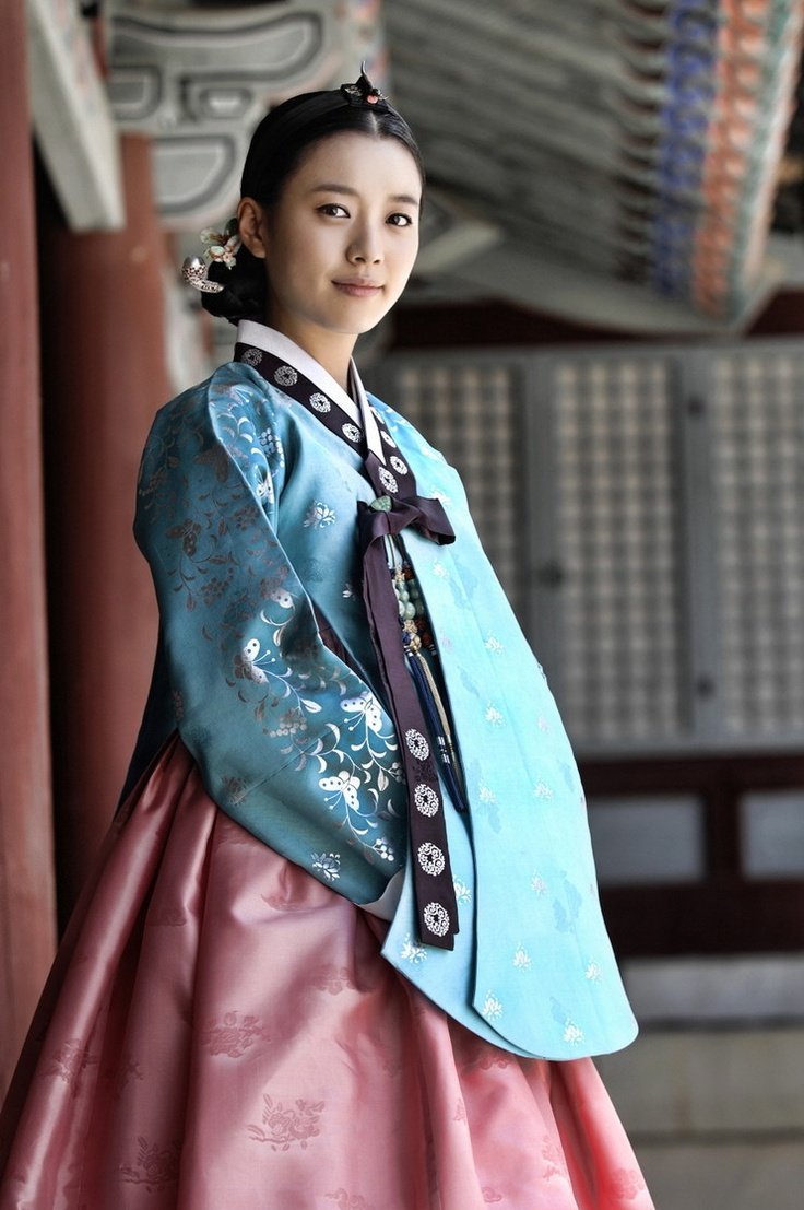 Традиционная женская корейская одежда