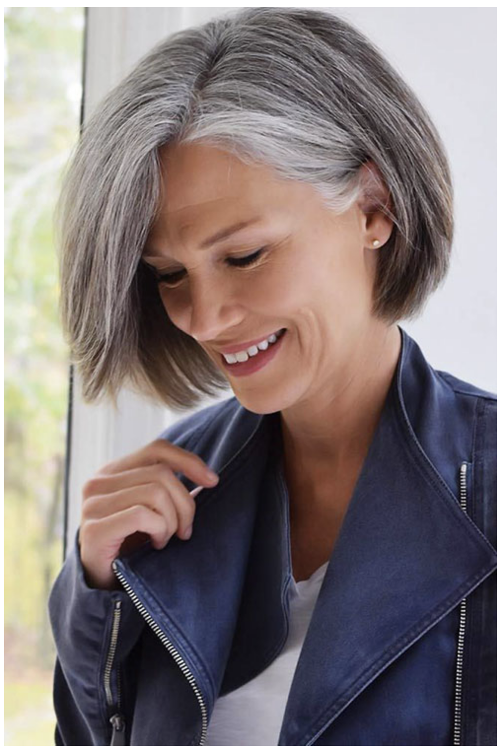 Дафна Хикс Grey hair