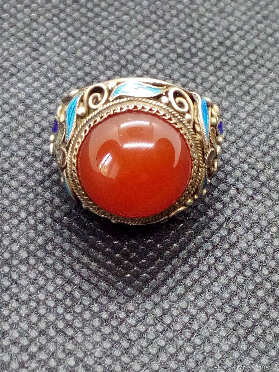 Серебряное кольцо с сердоликом