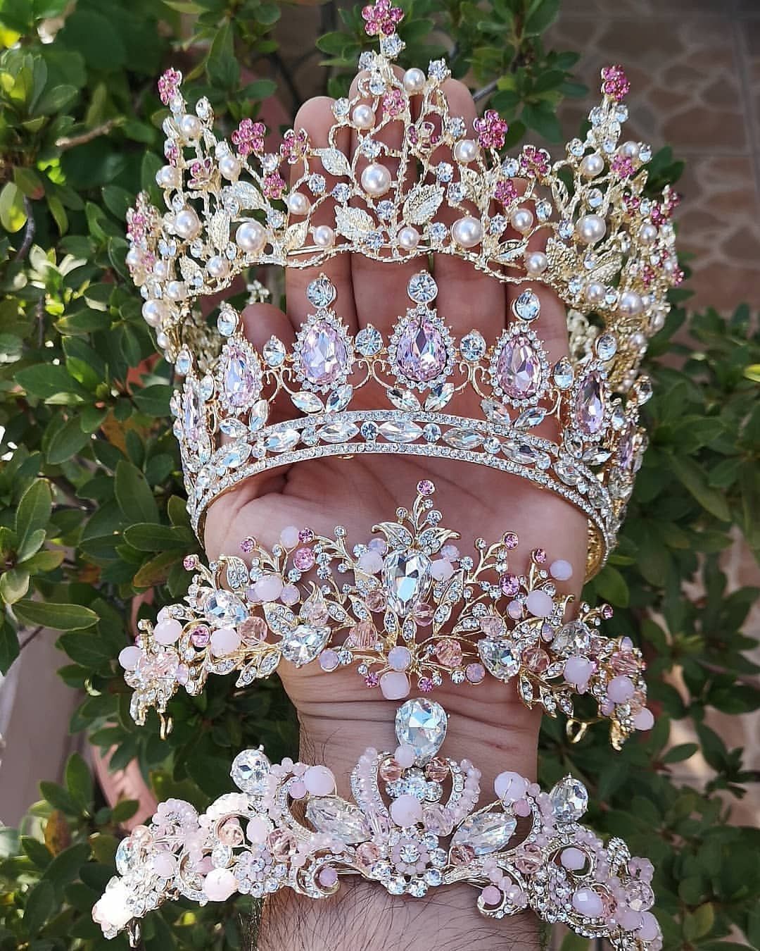 Красивая корона