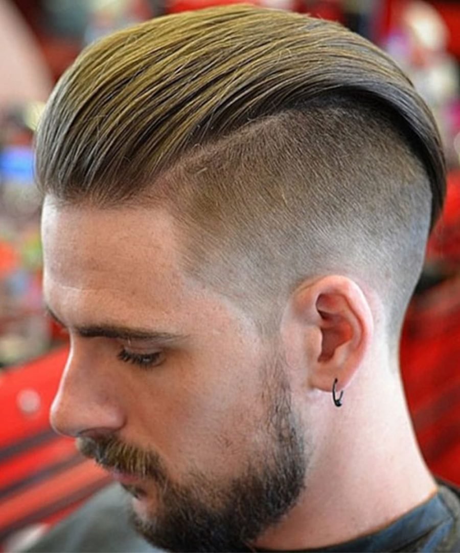 Мужская стрижка Slicked back Undercut