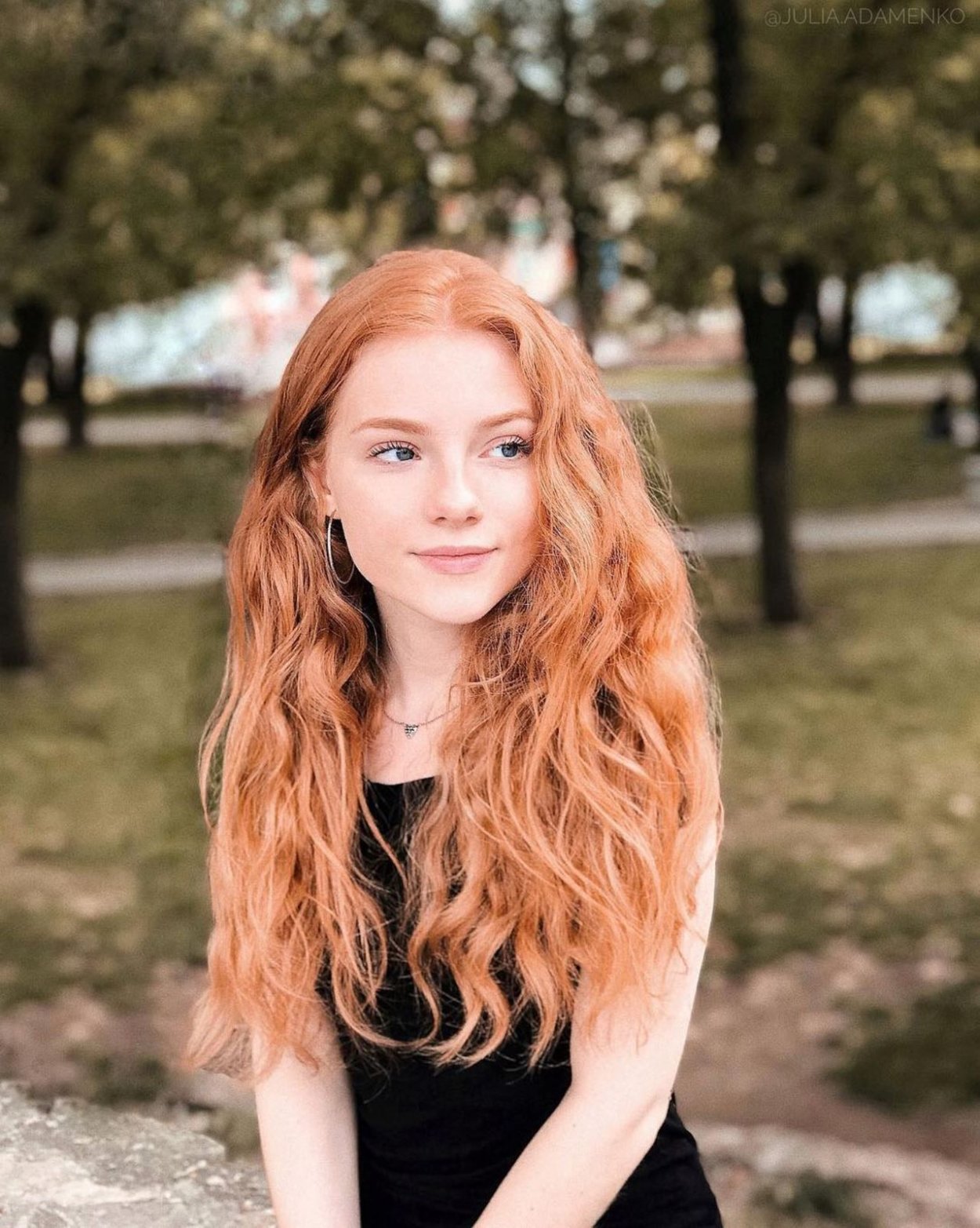 Джулия Адаменко блондинка