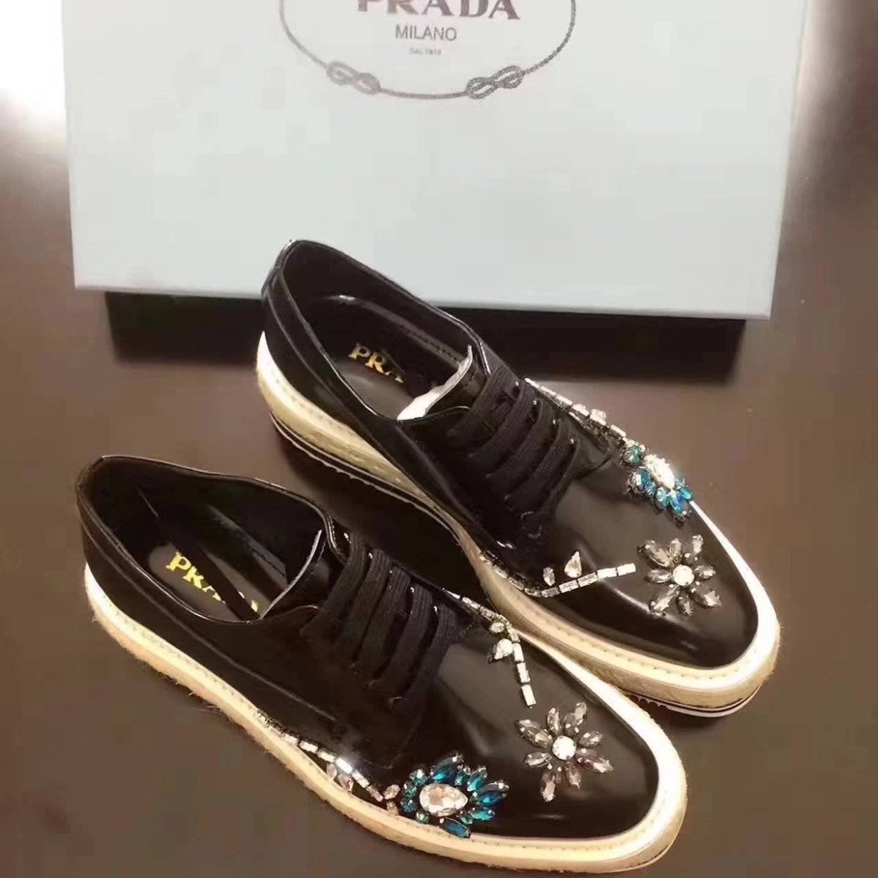 Prada Milano кеды женские
