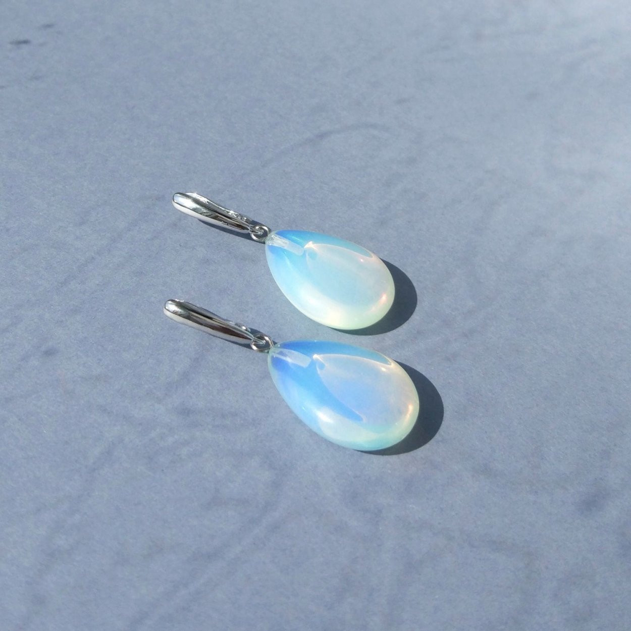 Серьги с лунным камнем Silver Silver