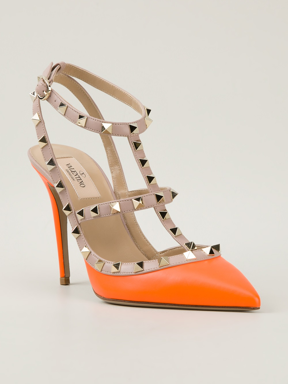 Valentino Rockstud
