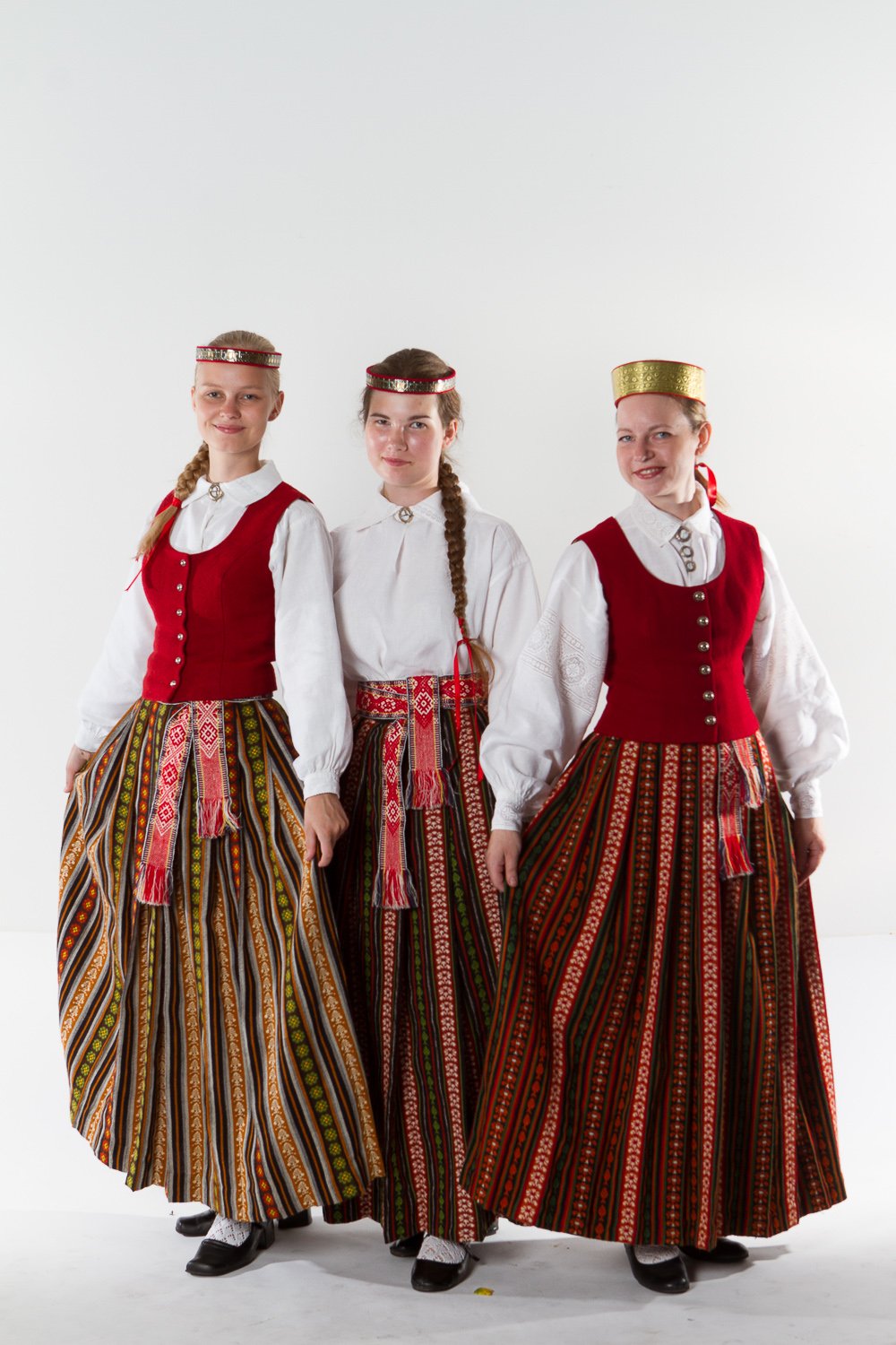 Латвия народный костюм 1900х