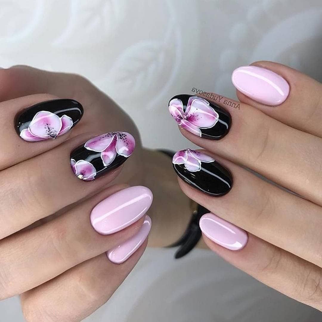 Красивый весенний маникюр