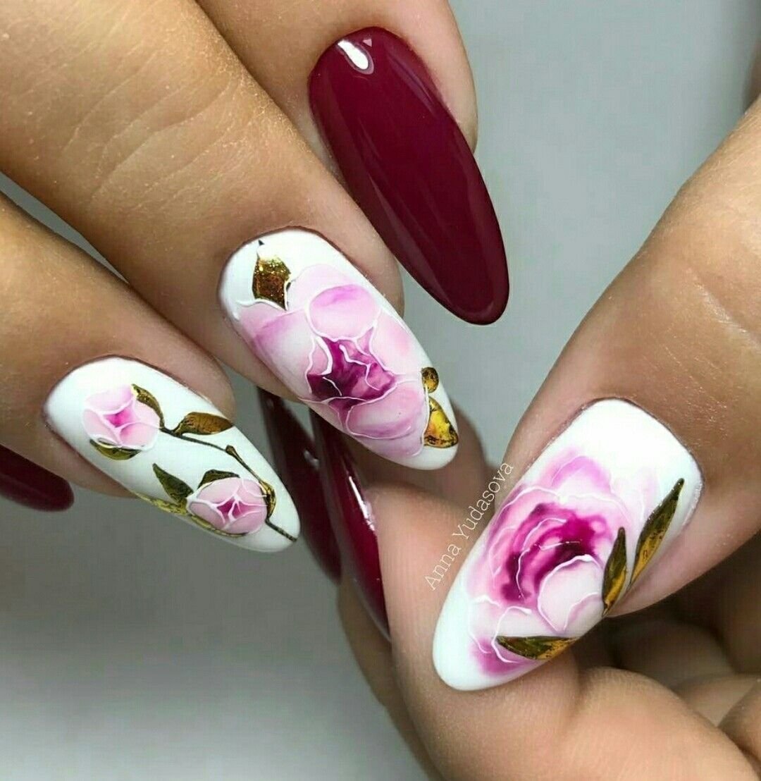 Ногти с цветами