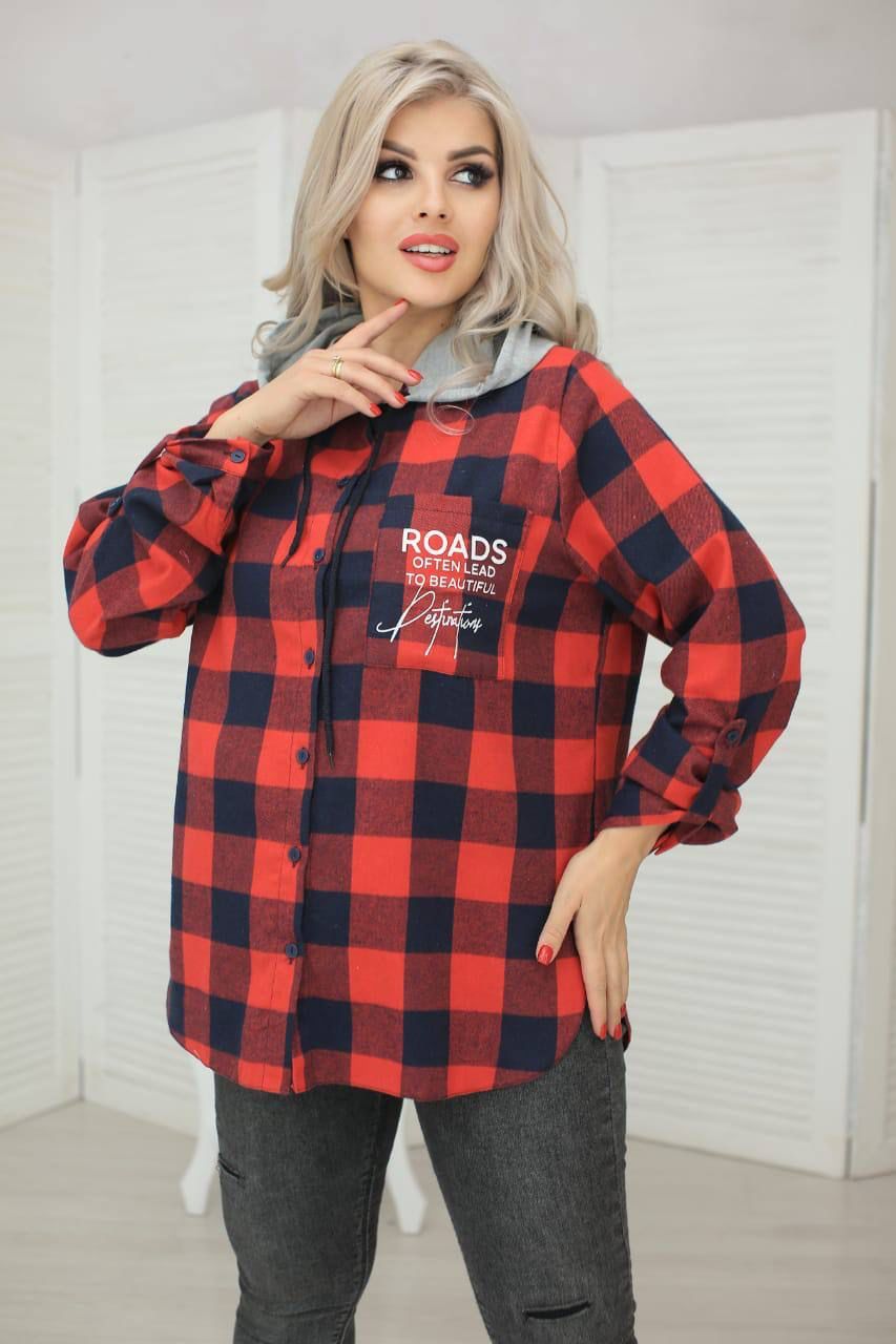 Платье в клетку с капюшоном