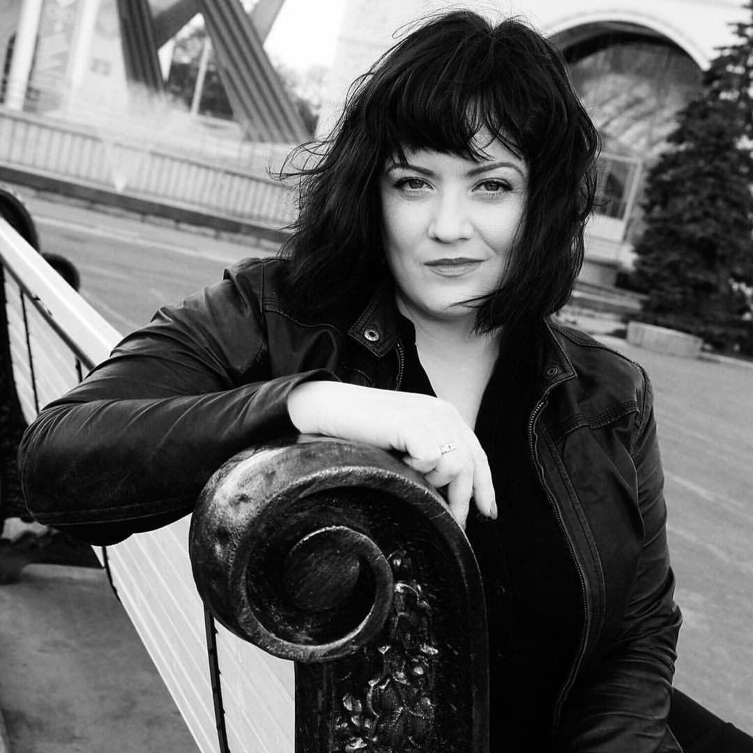 Юлия Соломатина актриса