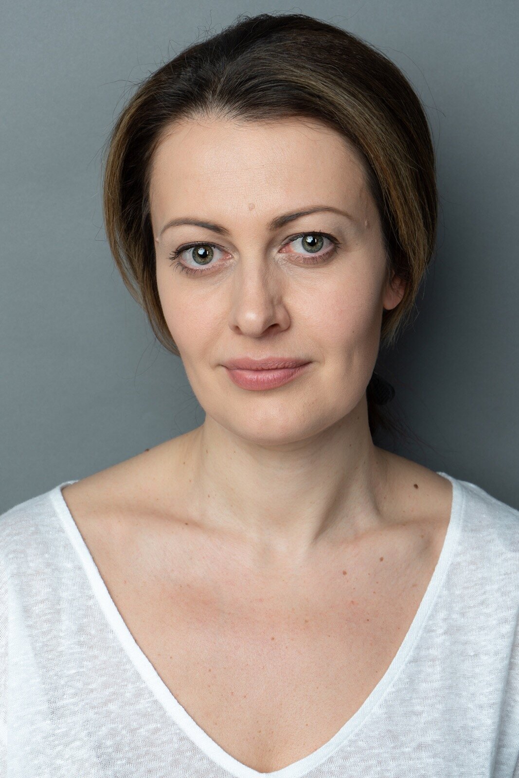 Симоне Елена