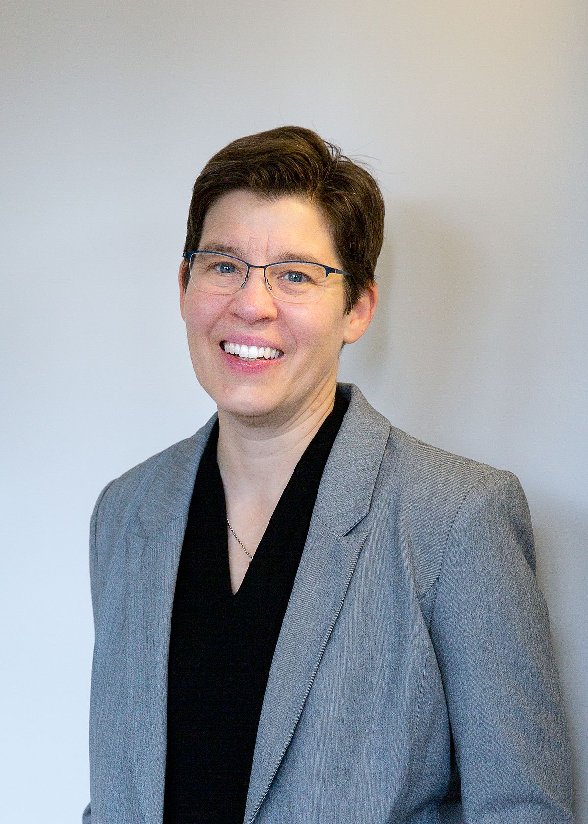 Jennifer Lewis
