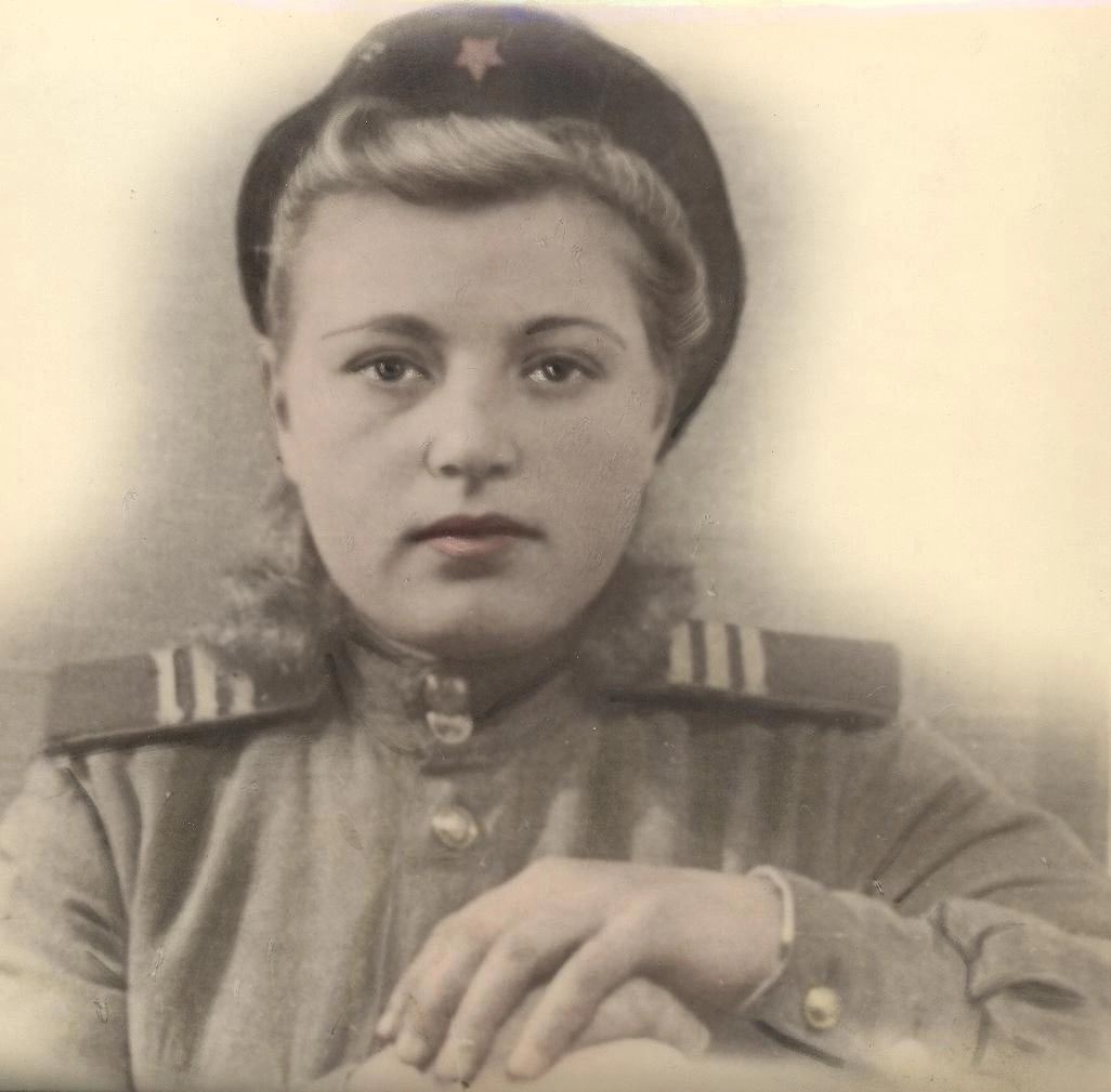 Александра Яковлевна Овчинникова