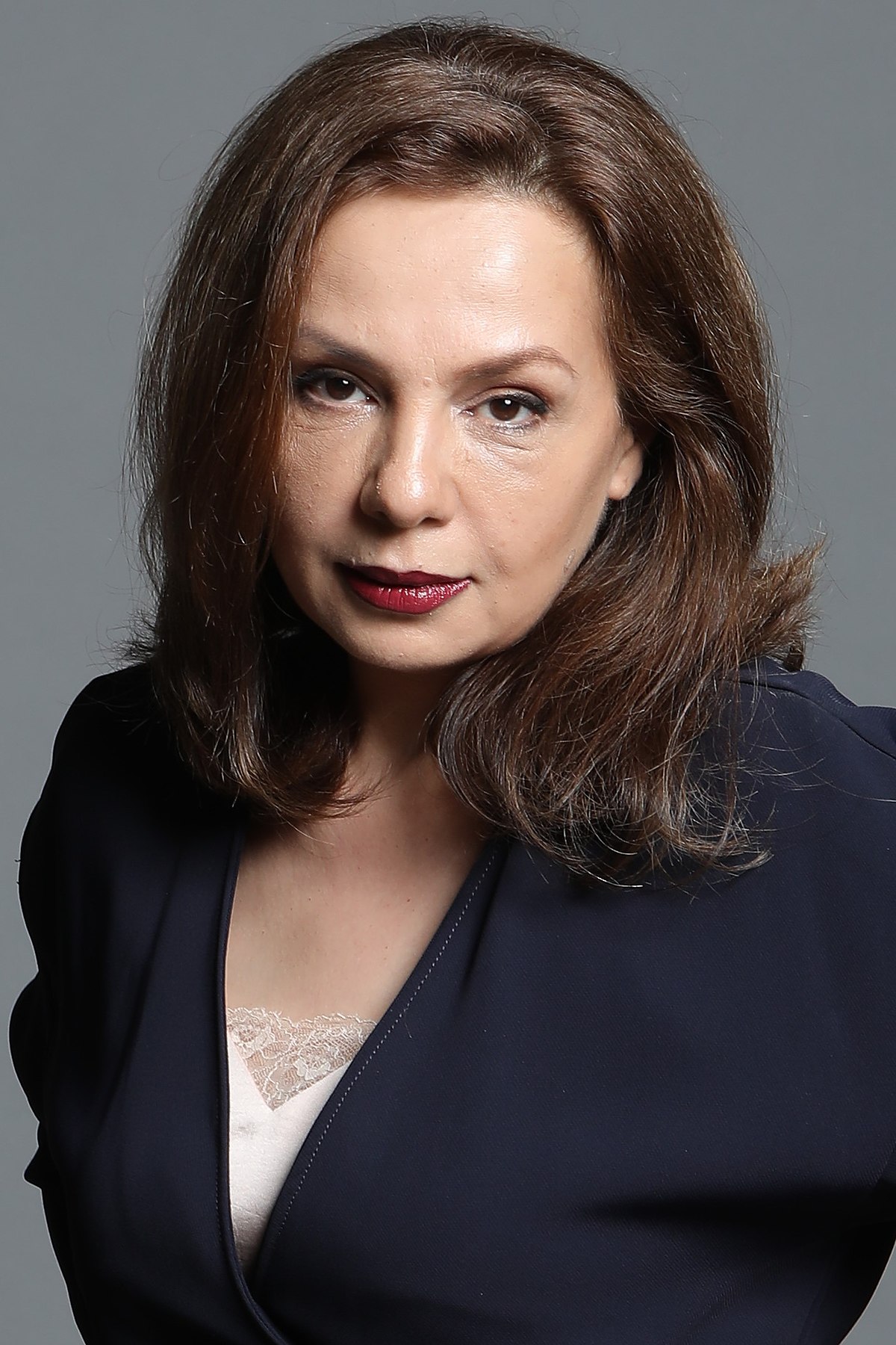 Нелли Неведина актриса