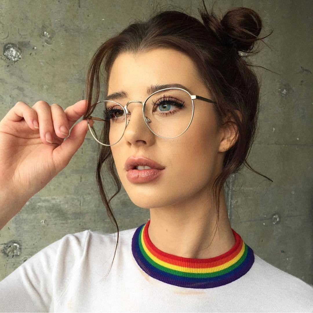 Сара МАКДЭНИЭЛ 2019