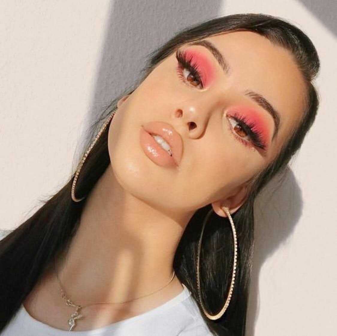 Макияж в стиле е-girl