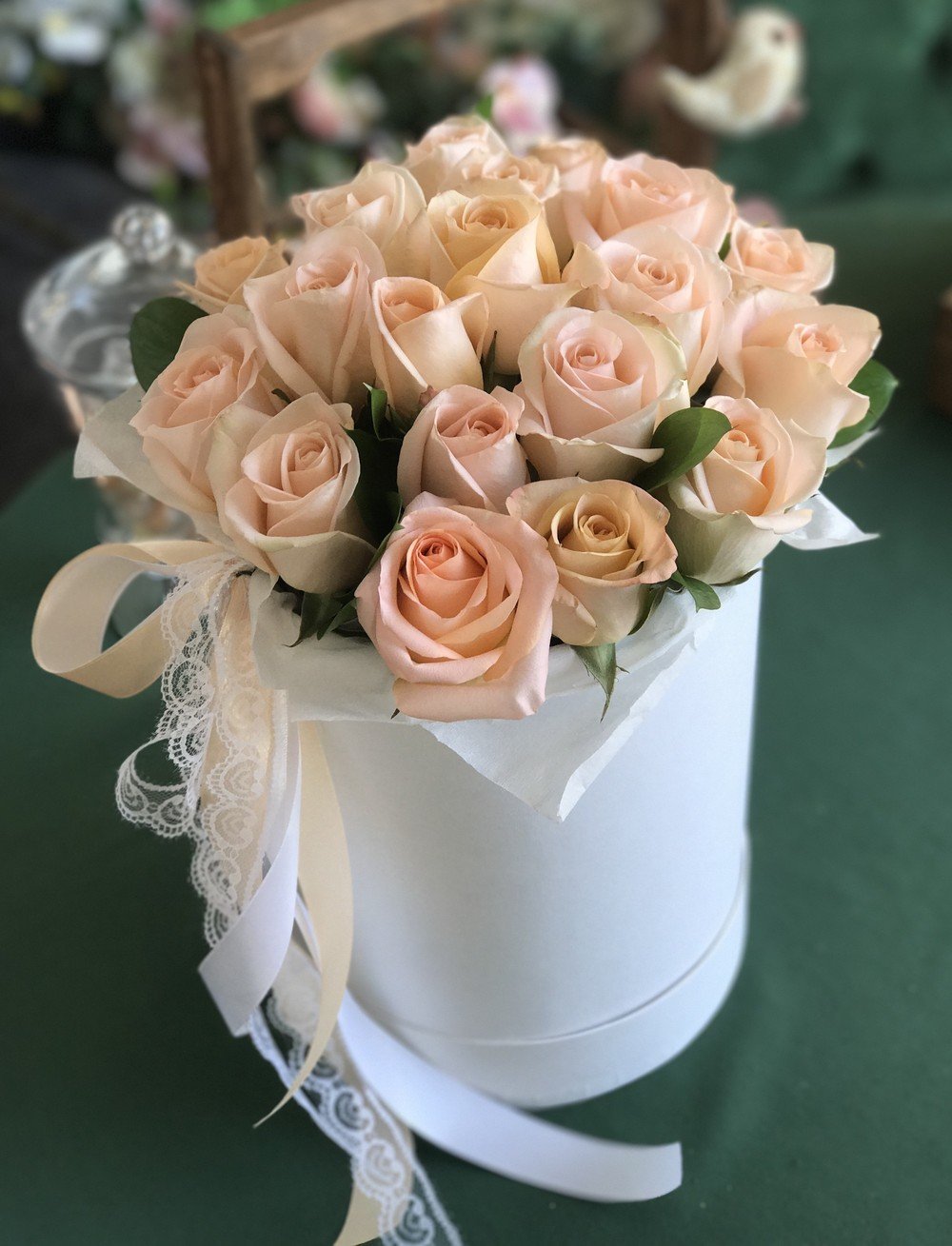 Цветы в коробке на свадьбу