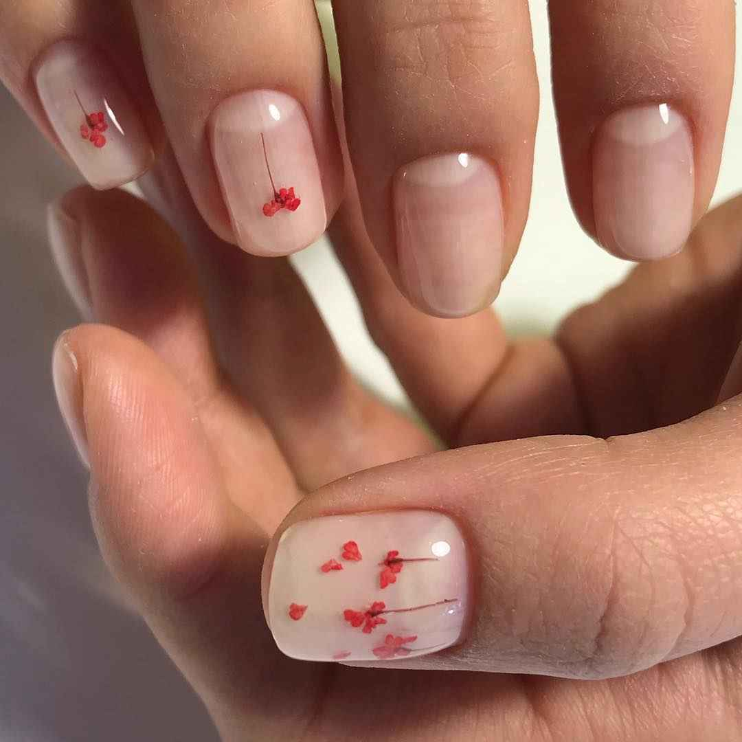 Гель лак с сухоцветами