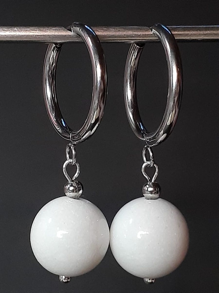 Серьги из камней