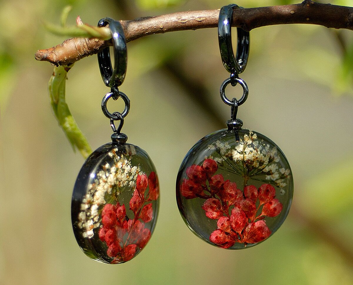 Сергииз эпоксидной смолы