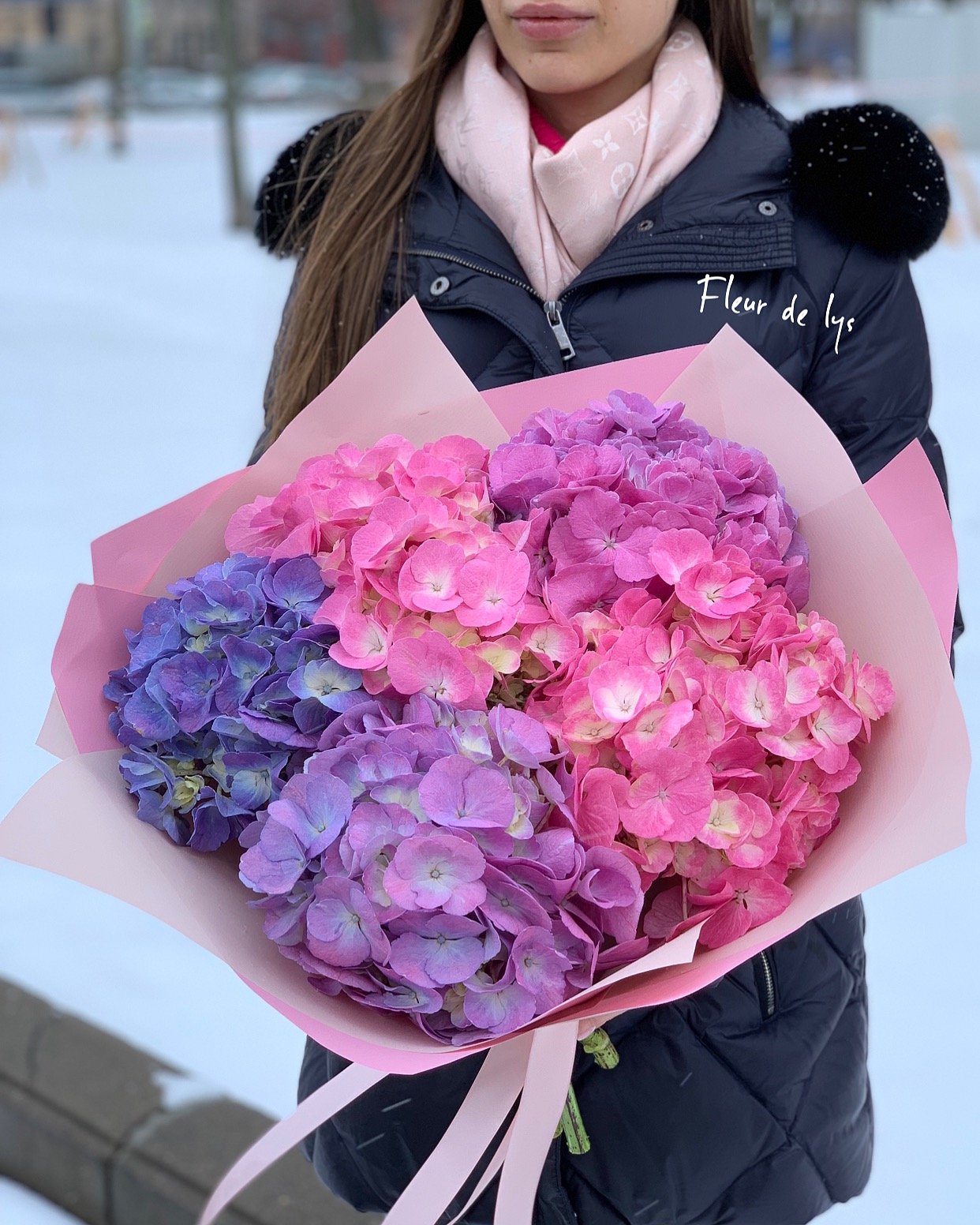 Букет из 5 гортензий