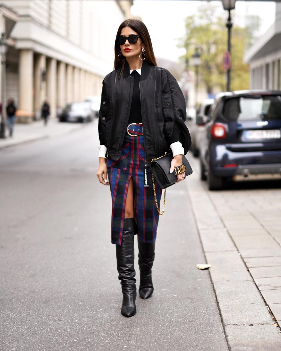 Бомбер женский 2022 streetstyle