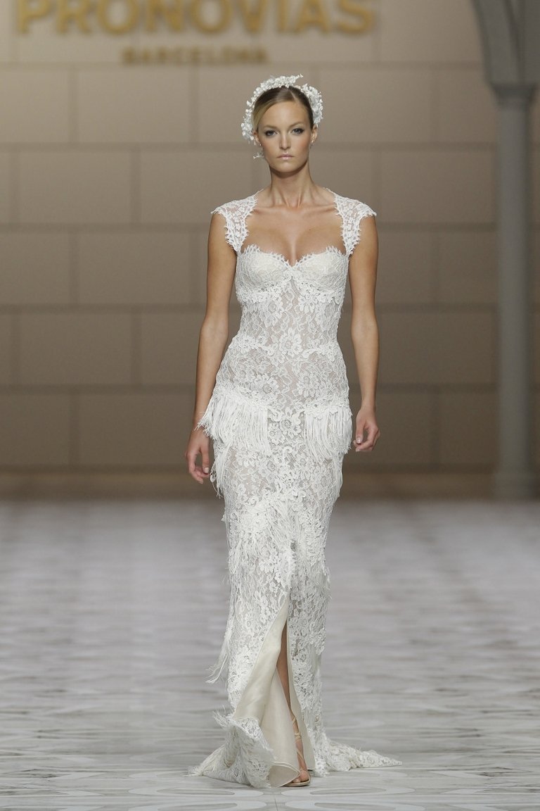 Свадебные платья Pronovias 2022