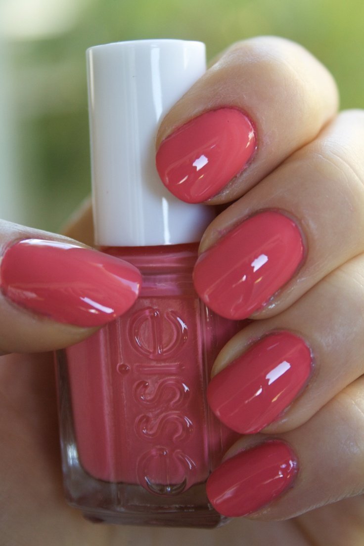 Лак Essie коралловый