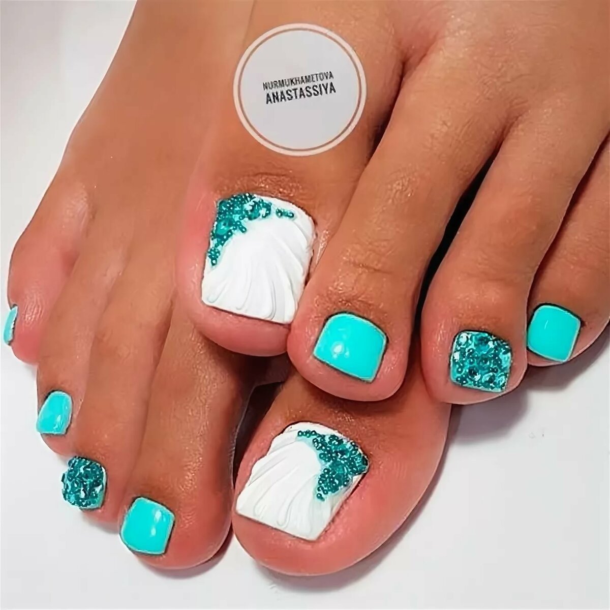 Летний педикюр