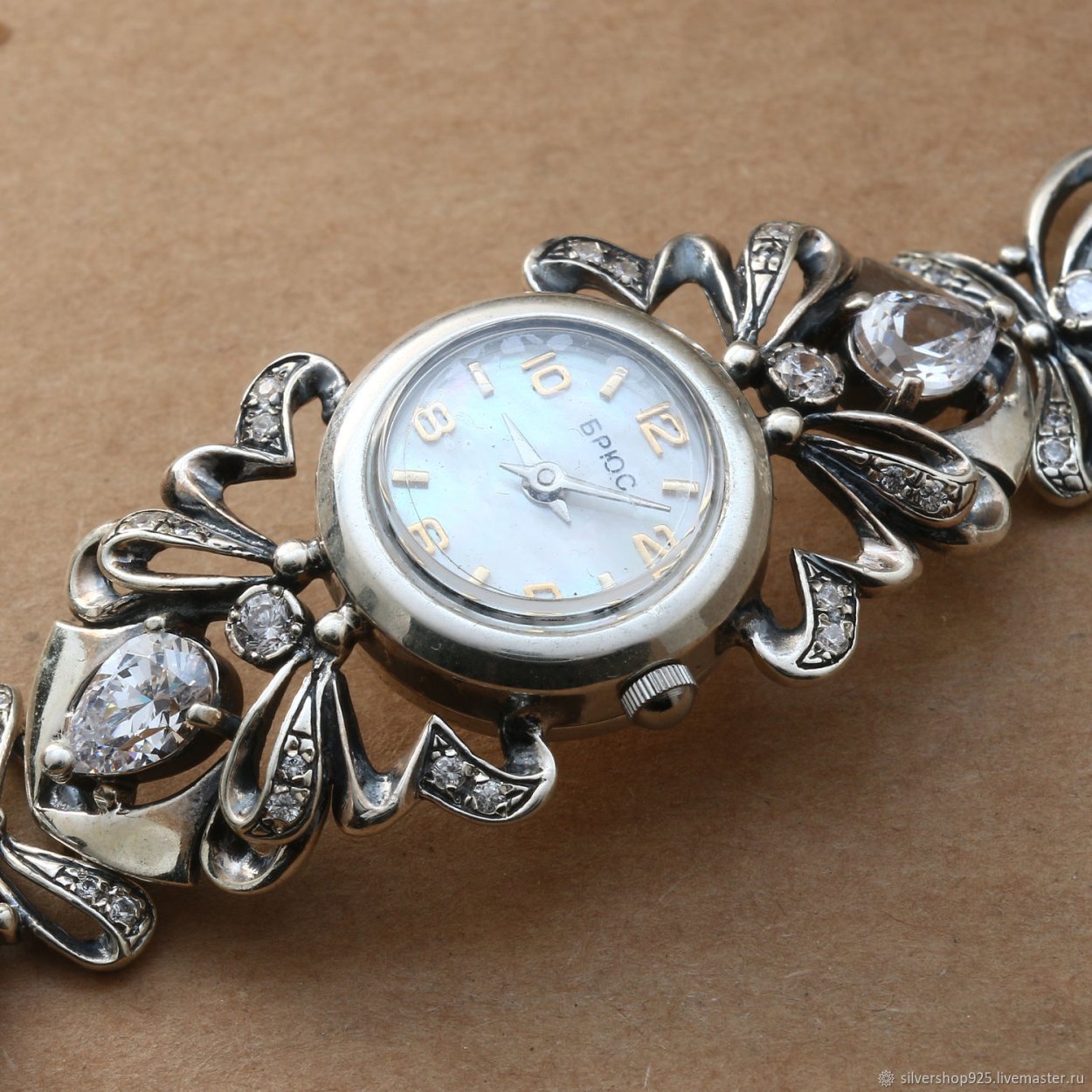 Часы женские наручные серебро
