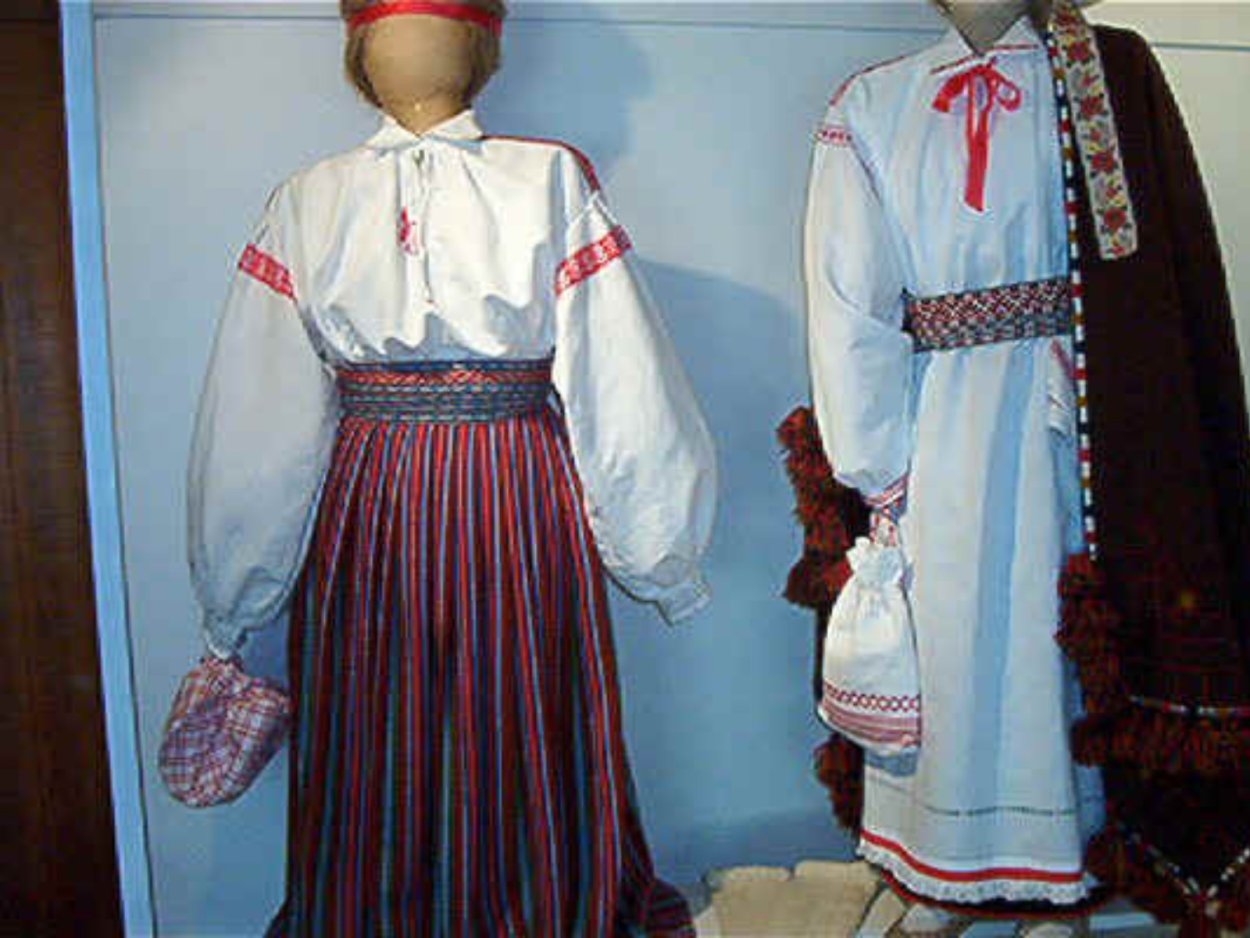 Народный костюм Эстонии