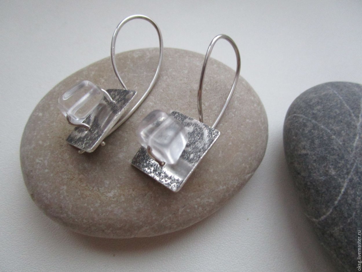 Серьги из серебра с кристаллами Swarovski артикул 94024167