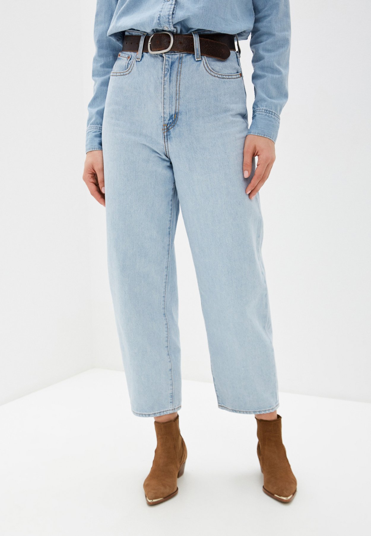 Levis джинсы бананы женские