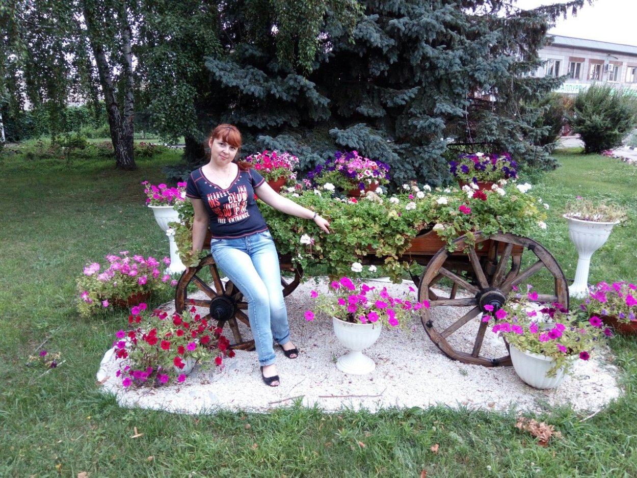 Устинова Наталья Борисовна 853