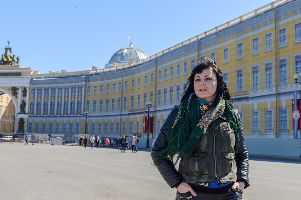 Актриса Яна Сульцова