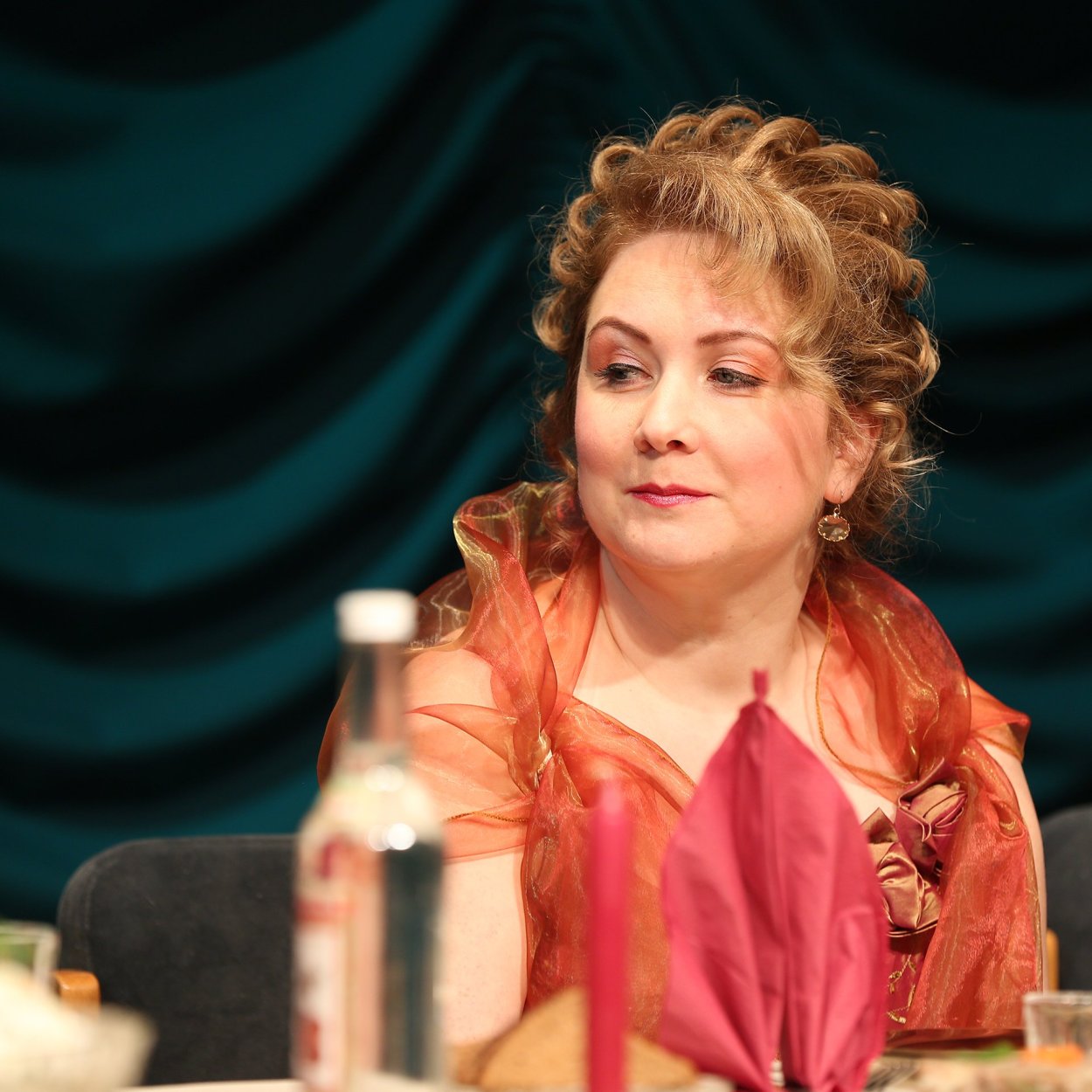 Елена Нетёсина актриса