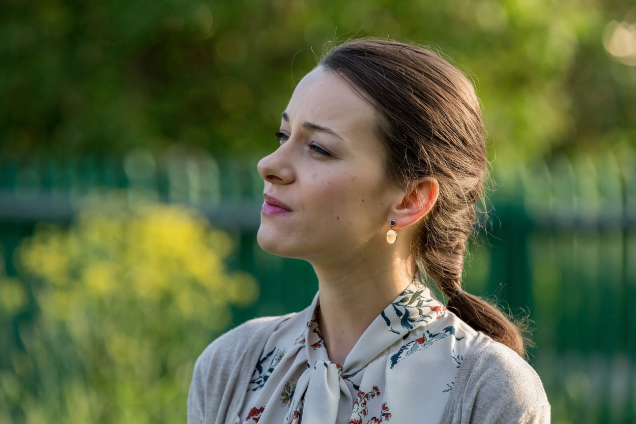 Лена Лотова горячая точка