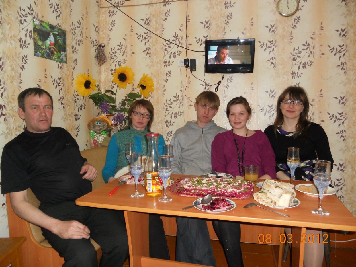 Родители и братья Зои Виноградова