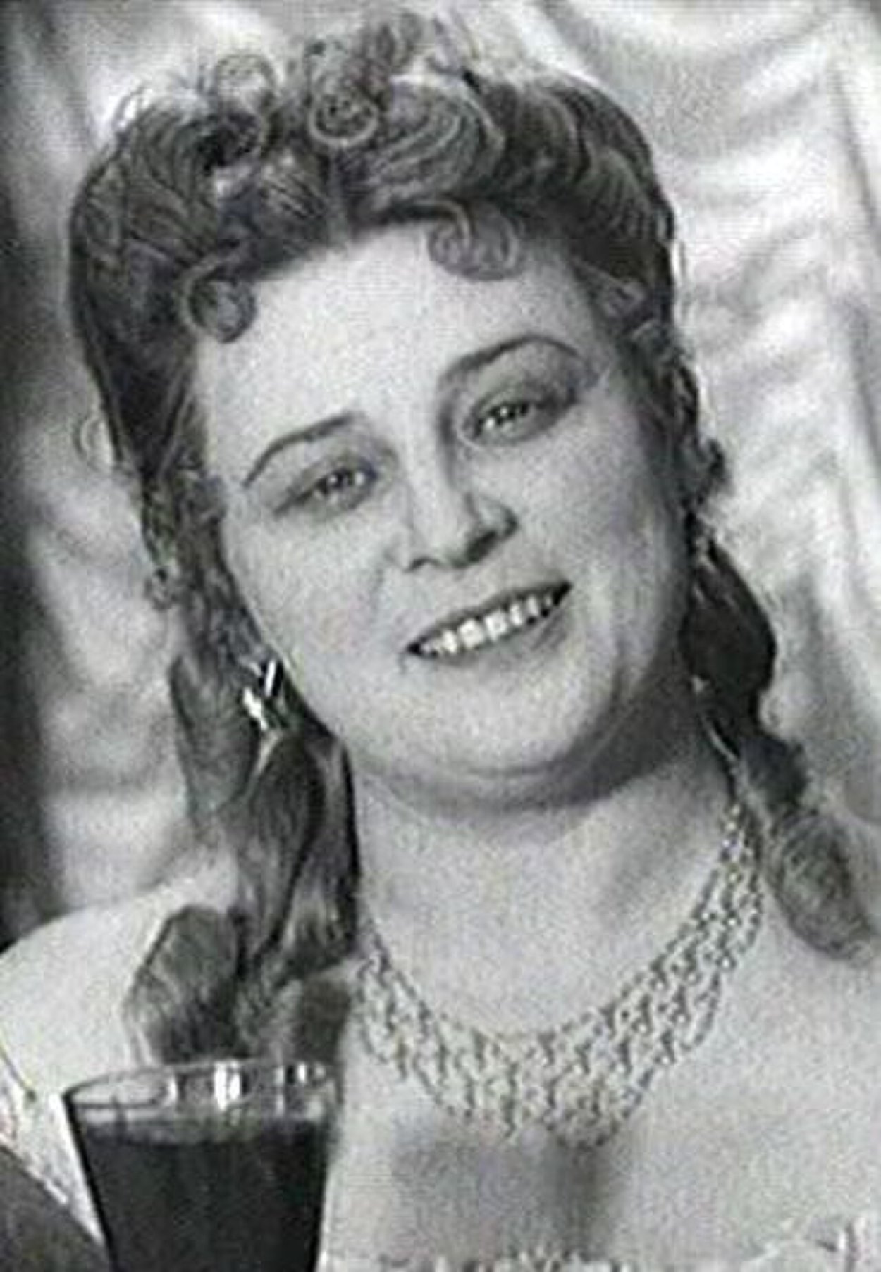 Алла Тарасова