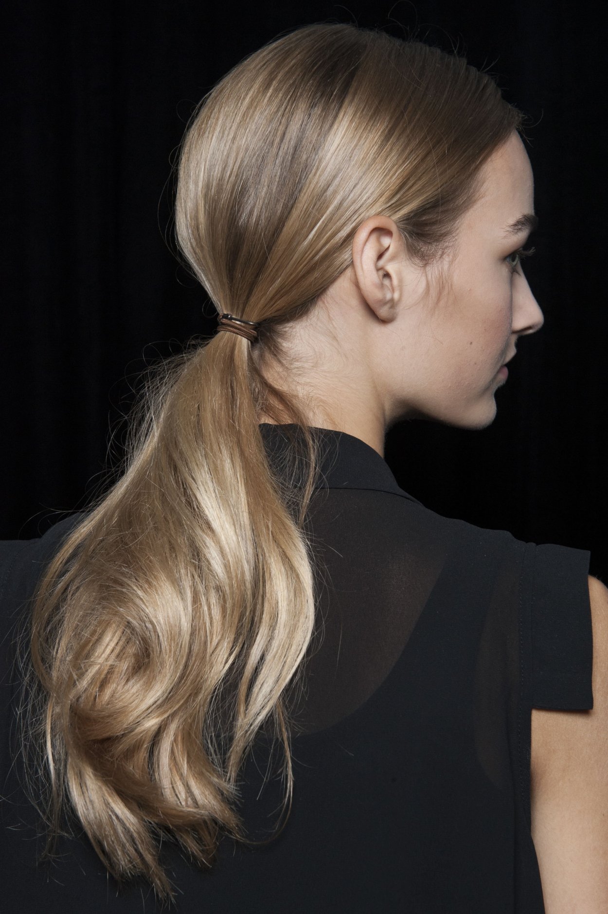 Хвост ponytail