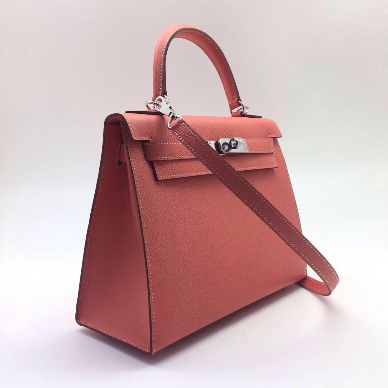 Хермес розовая сумка Hermes