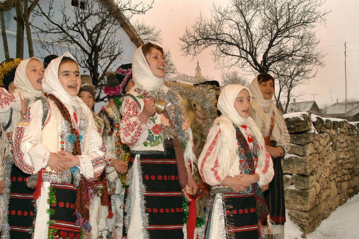 Новогодние и Рождественские традиции молдавского народа