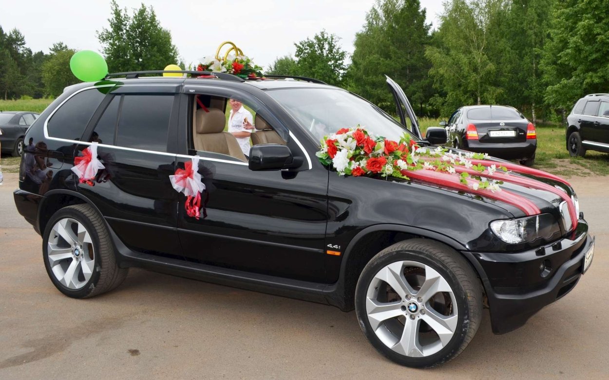 БМВ х5 е53 на свадьбе