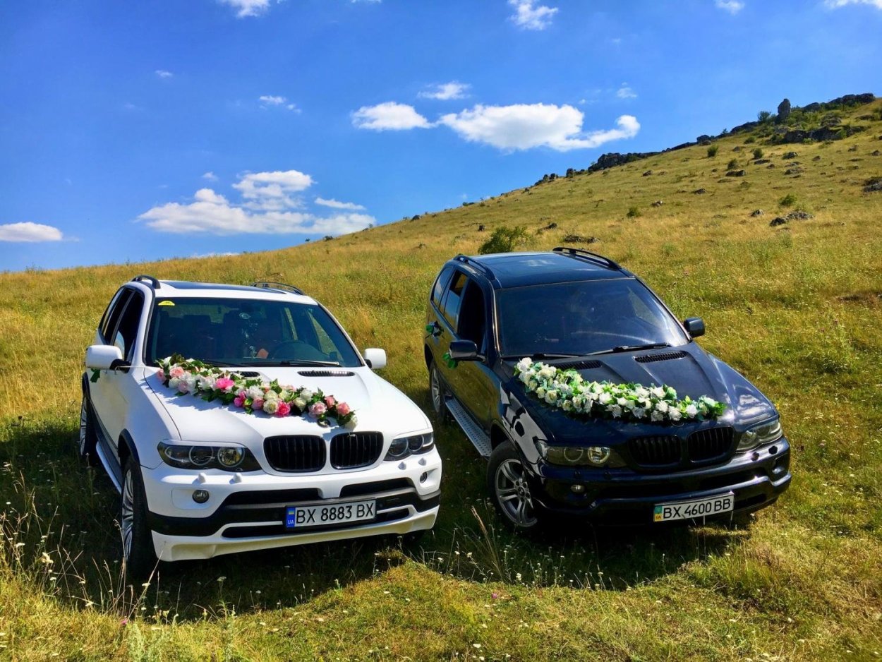 BMW x5 свадебный кортеж