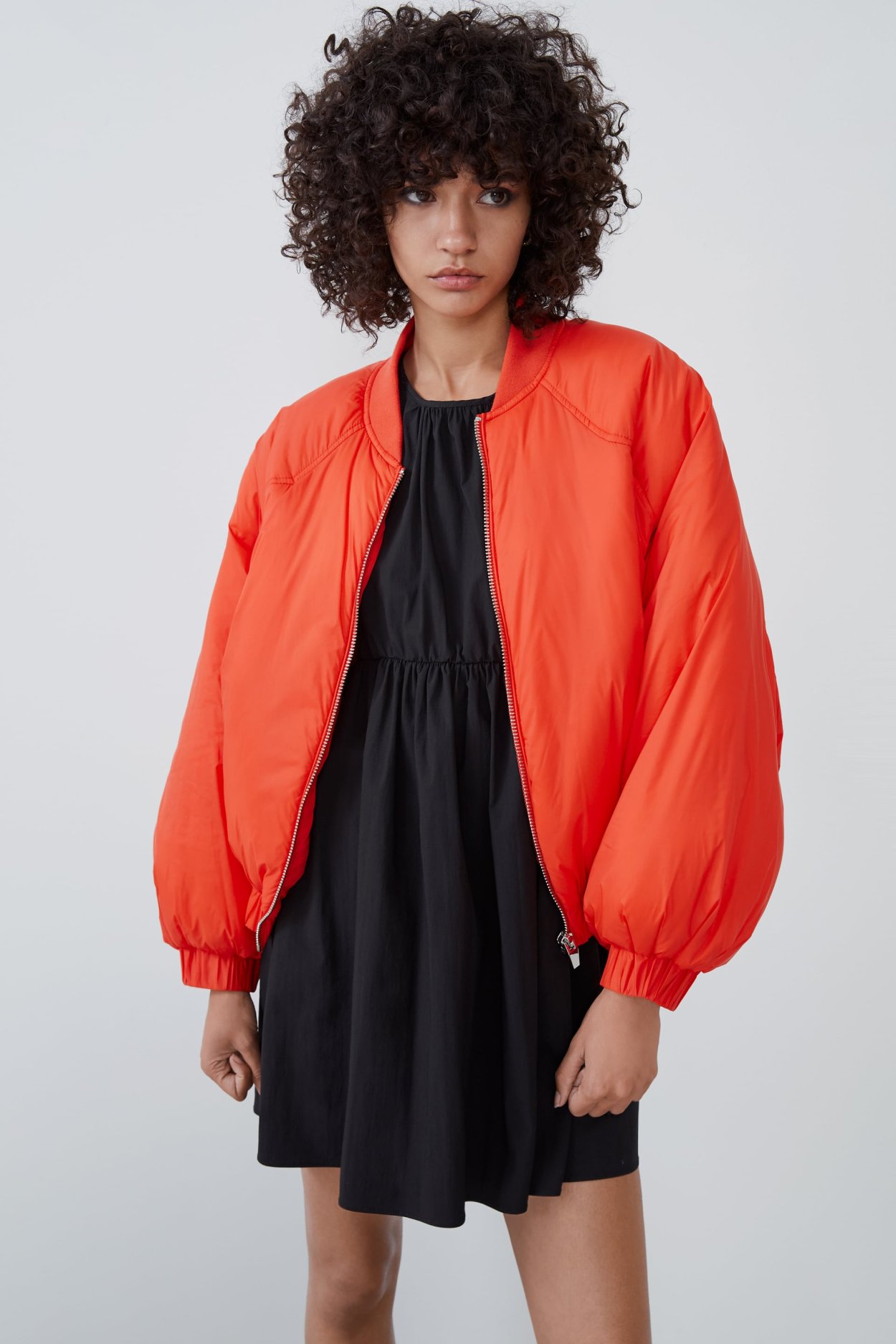 Бомбер оверсайз Zara